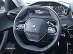 Peugeot 2008 1.2 PureTech Active Pack - 17