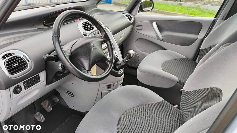 Citroën Xsara Picasso 1.6 HDi Confort - 18