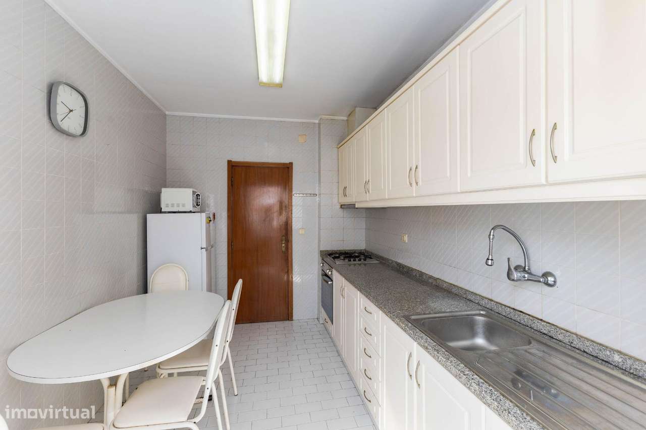 T3 com 116 m2 e 3 frentes em Canidelo, Vila Nova de Gaia-24