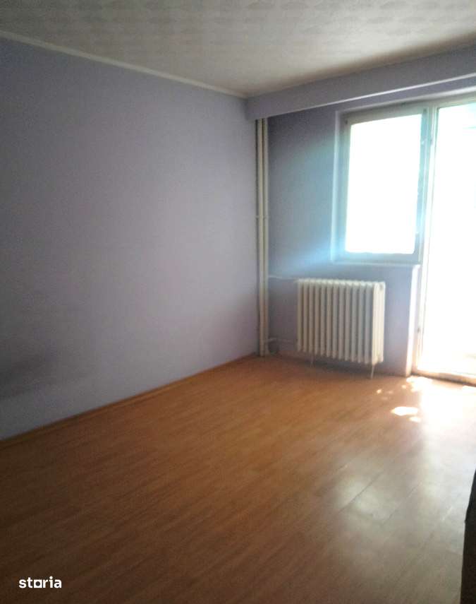 Apartament 4 camere, etaj 1, zona Nicolae Grigorescu-1