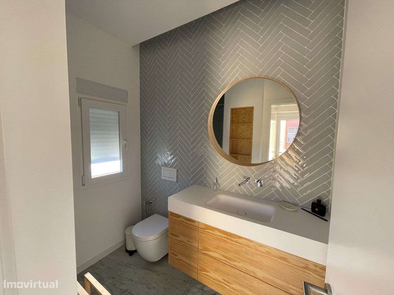 Apartamento T2, mobilado, equipado e com terraço - Moscavide - Grande imagem: 4/13