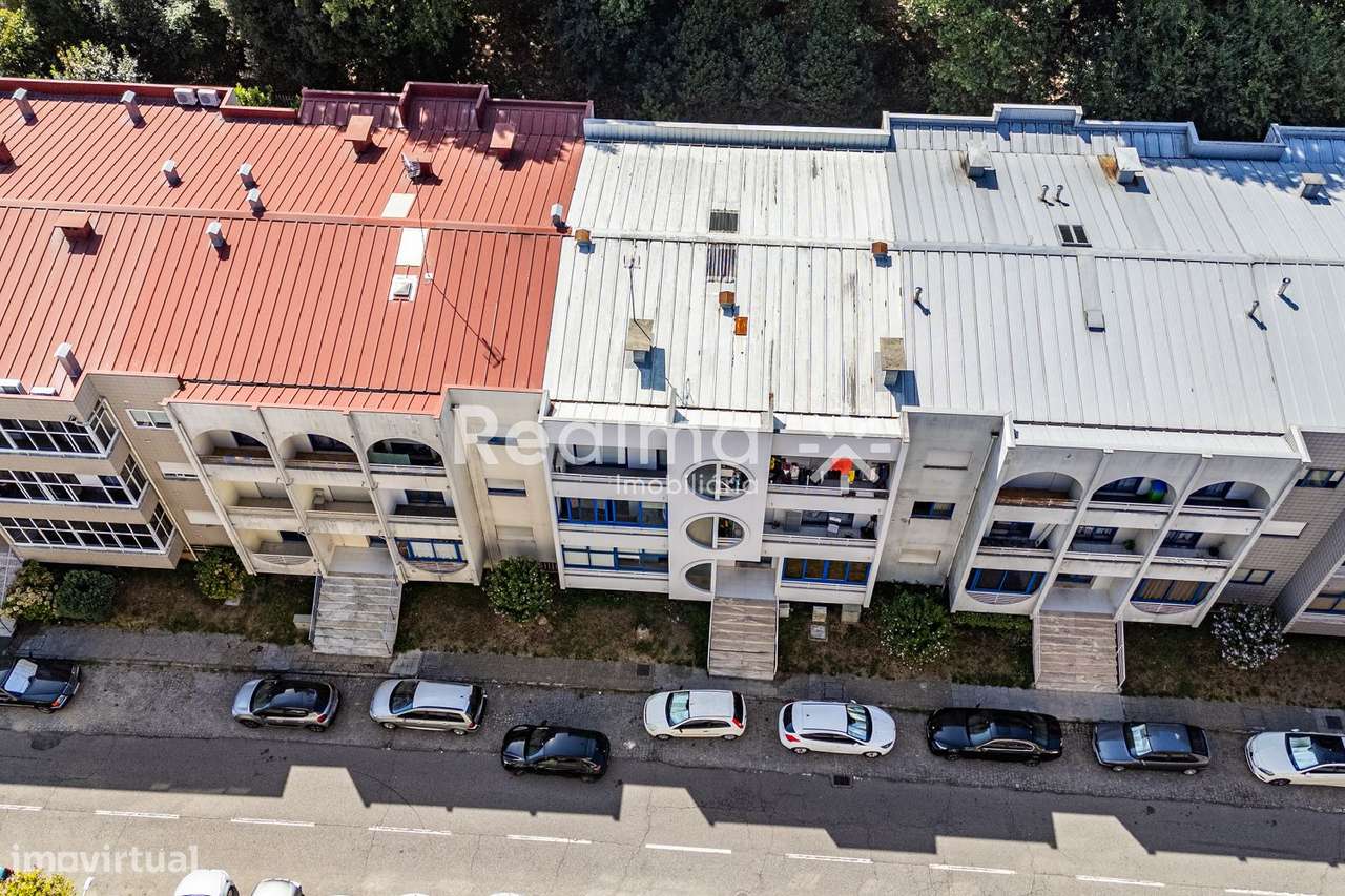 Apartamento T2 Renovado - S.José de S.Lazaro-7