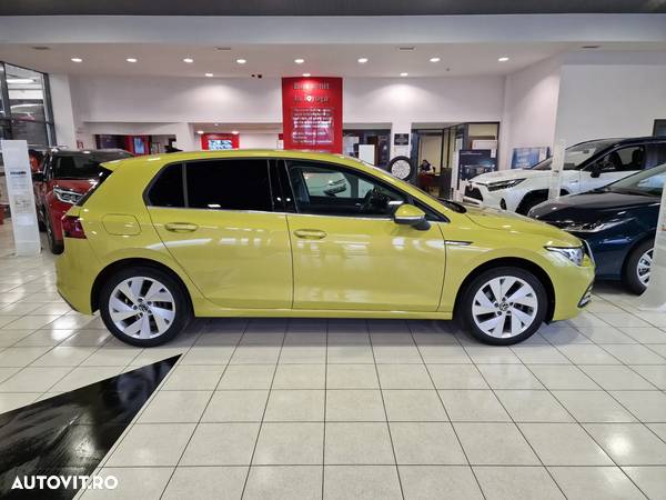 Volkswagen Golf 1.5 eTSI OPF DSG Style - 8