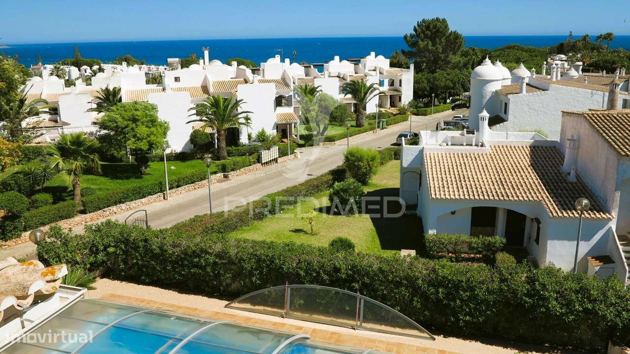 Moradia T4 com vista mar em Alporchinhos , Porches Algarve - Grande imagem: 3/21