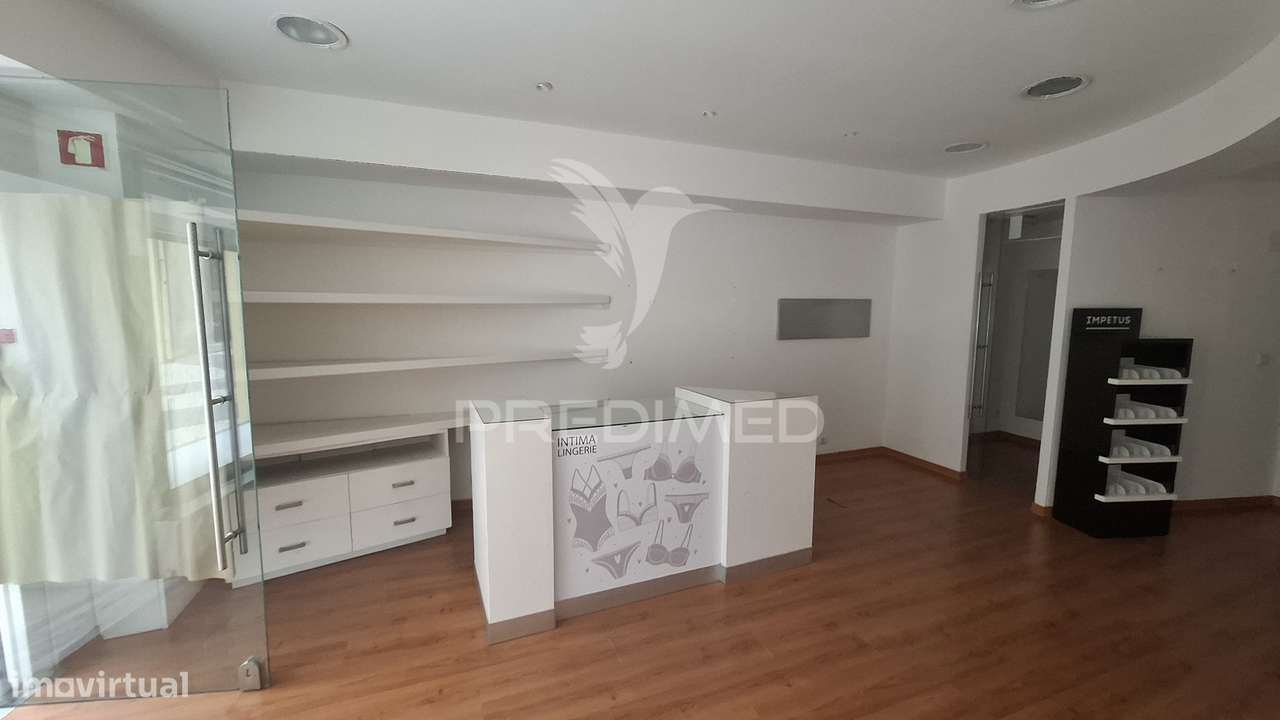 Oportunidade Única – Loja para Comércio no Coração de Portalegre - Grande imagem: 4/10