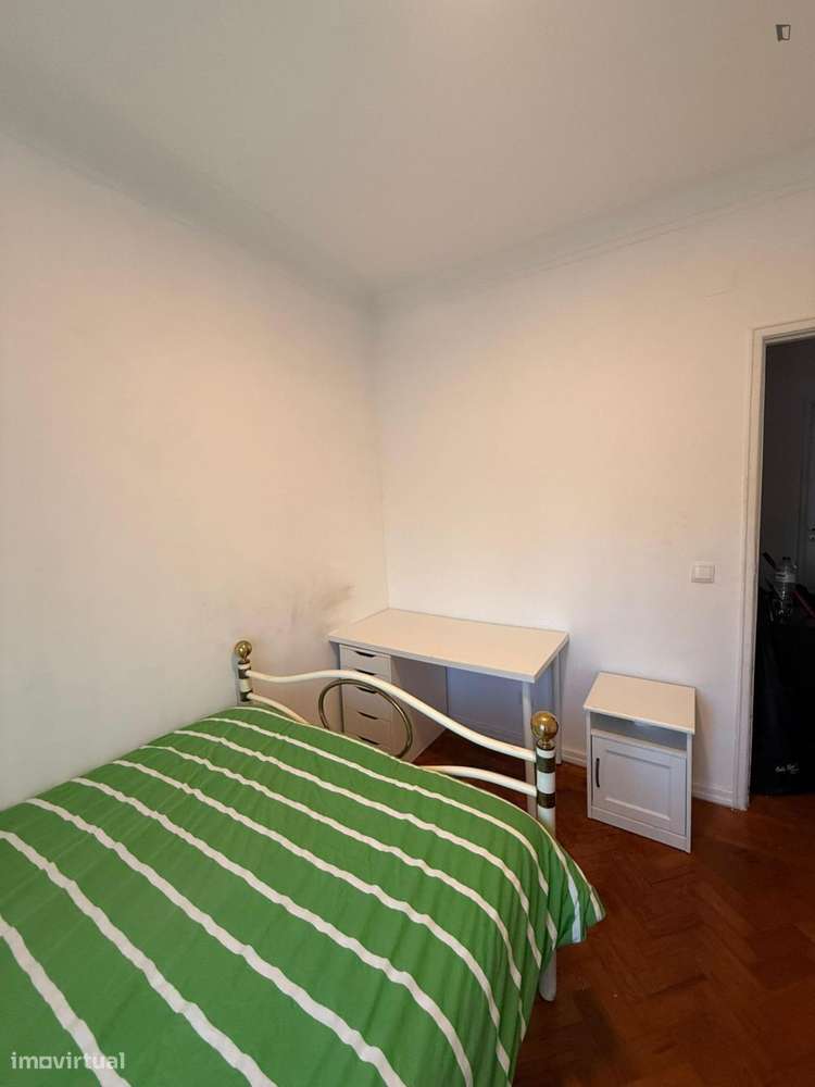 Quarto - localizado em Lisbon - Grande imagem: 4/5