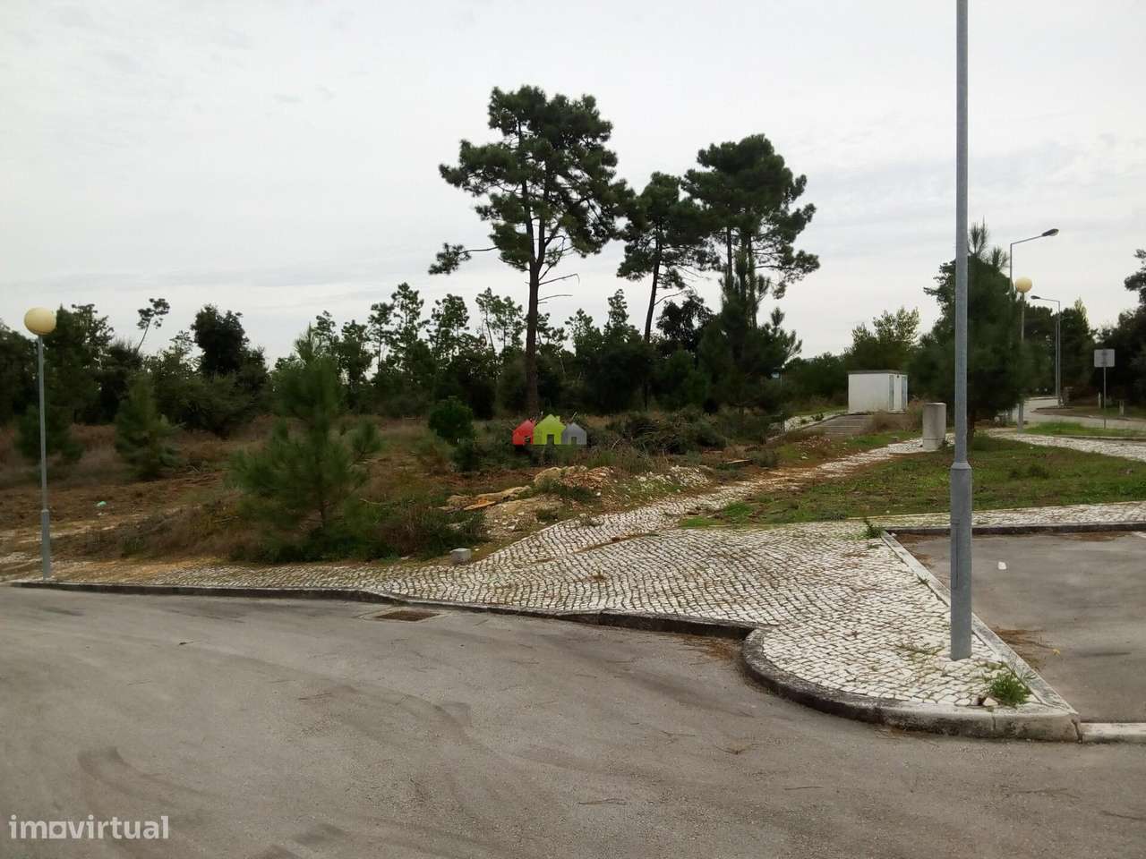 Lote para construção de Prédio na Charneca da Cotovia - Grande imagem: 4/12