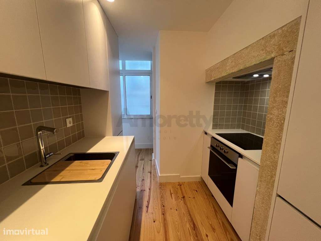 T2 Renovado em Pleno Coração de Arroios-10