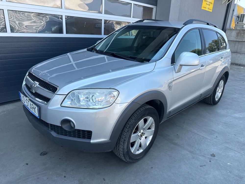 Chevrolet Captiva 2.4 LS 2010