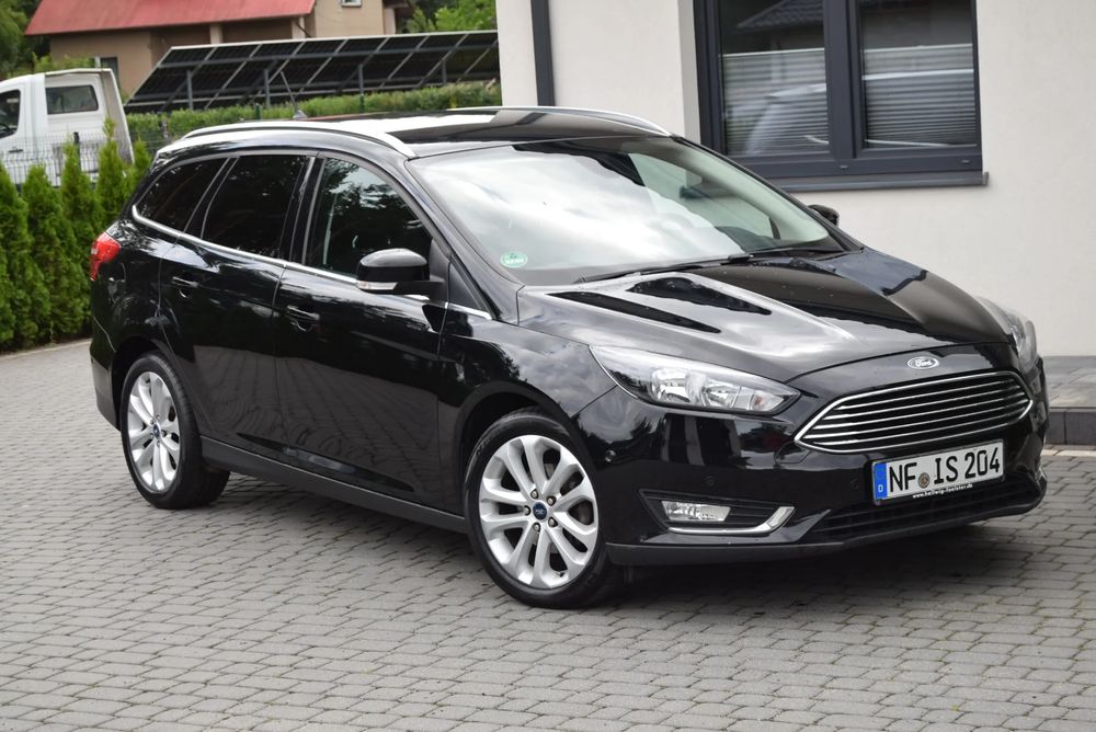 Ford Focus Mk3 (2010-2018) 1.0 EcoBoost Titanium Business 2018