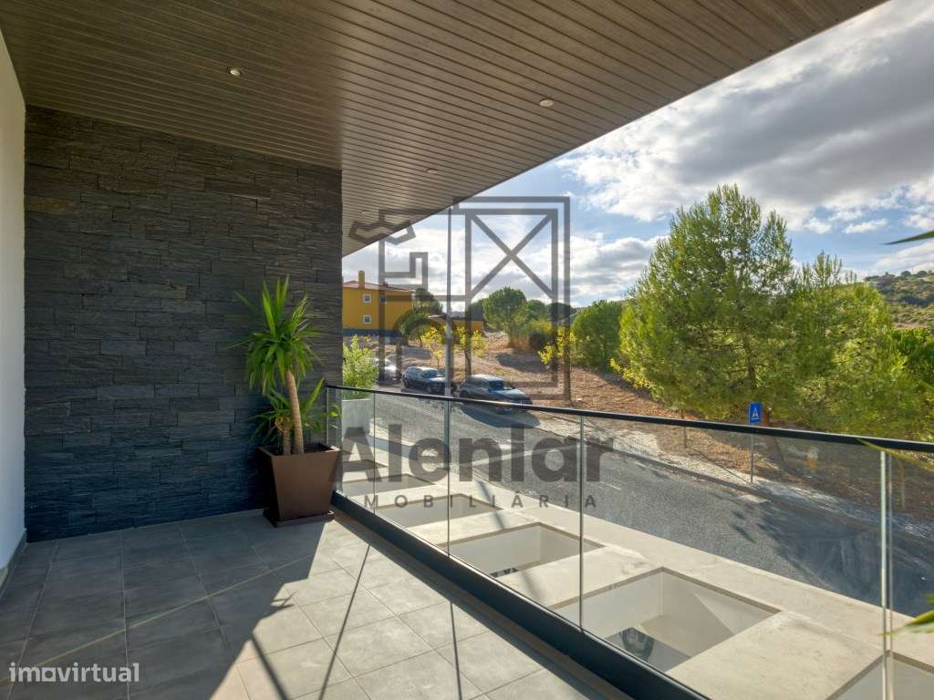 Moradia Contemporânea em Alenquer-58