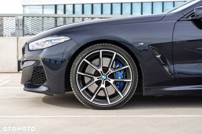 BMW Seria 8 M850i xDrive - 27