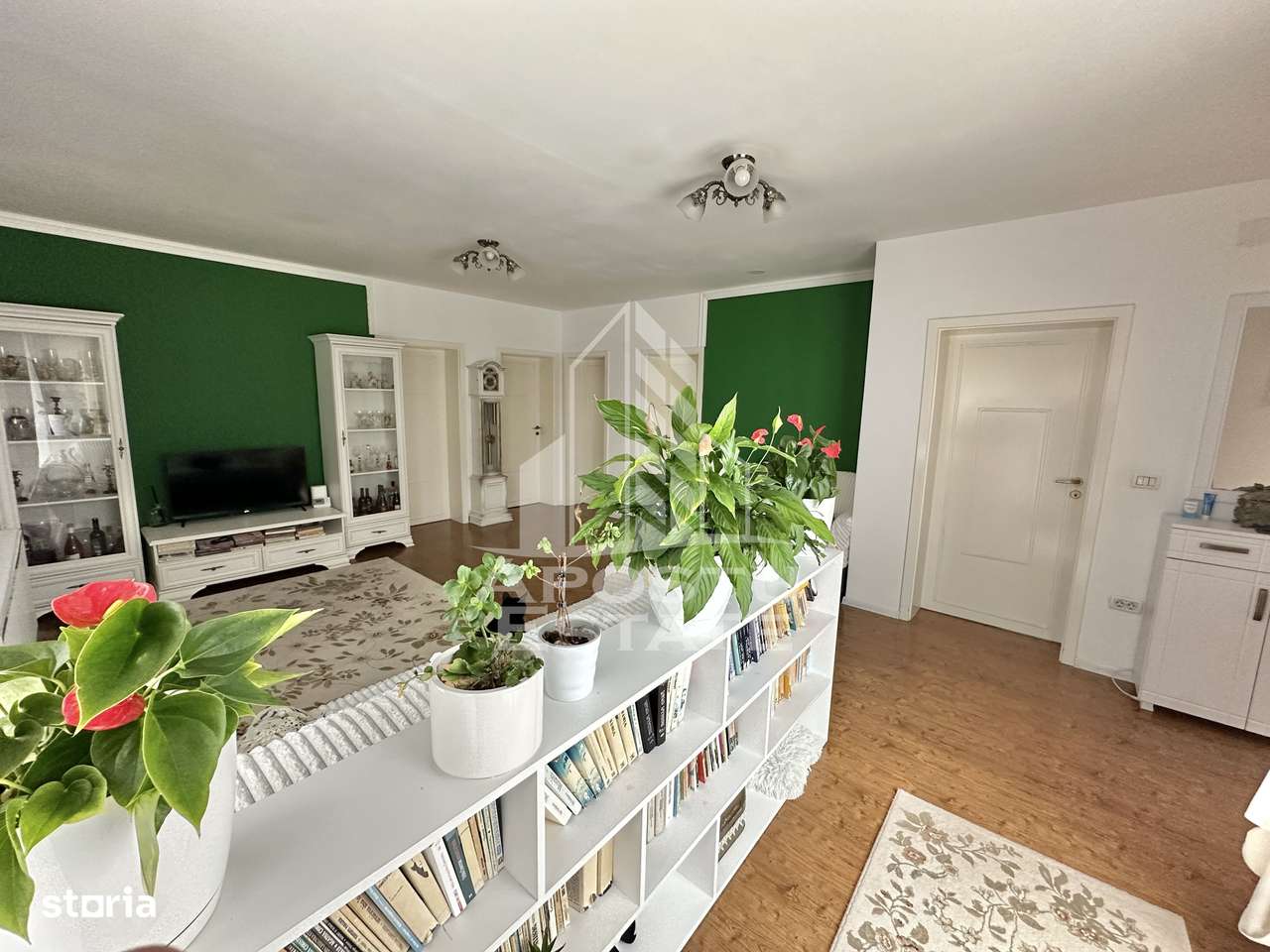 Casa individuala cu 4 camere si 2 bai mobilata si utilata in Giroc. - Imagine principală: 2/20