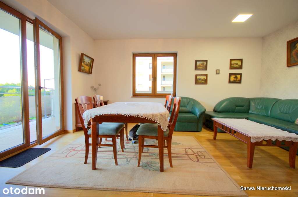 Przestronny Apartament z dużym balkonem-11