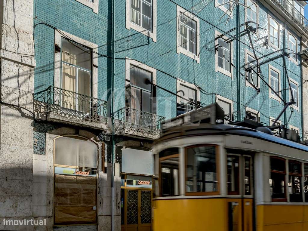 Prédio para remodelação total, na Baixa, em Lisboa - Grande imagem: 3/14
