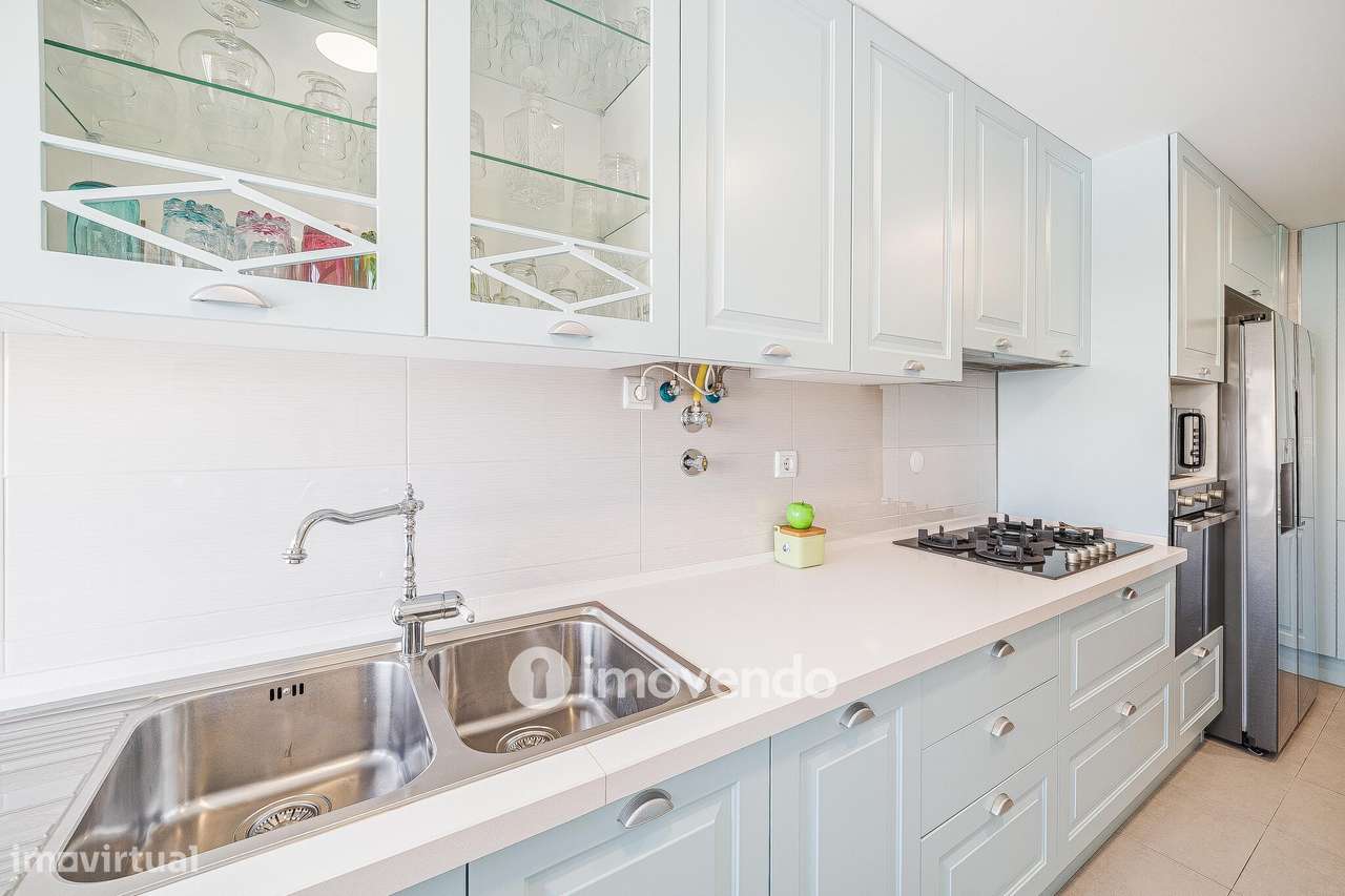 Apartamento T3, com áreas amplas, em Setúbal-19