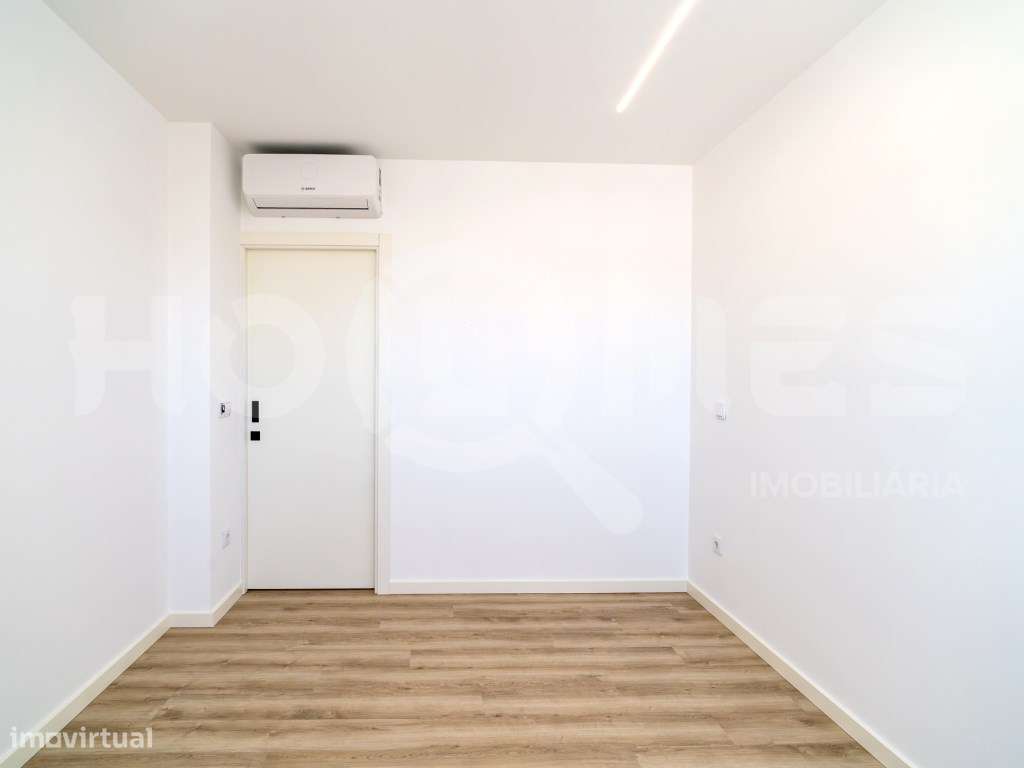 T2 de Luxo no Último Andar | Vista Mar, Serra e Cidade | Centro da ...-20
