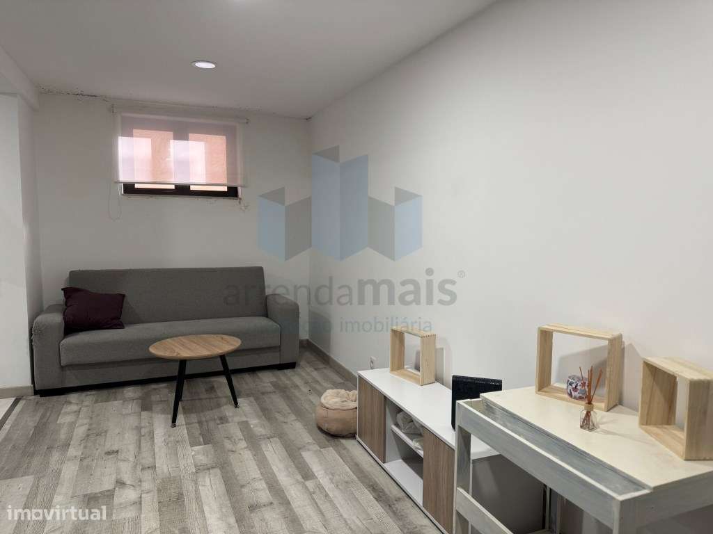 Vende-se apartamento T3 em Coimbra, otimo para rendimento-5