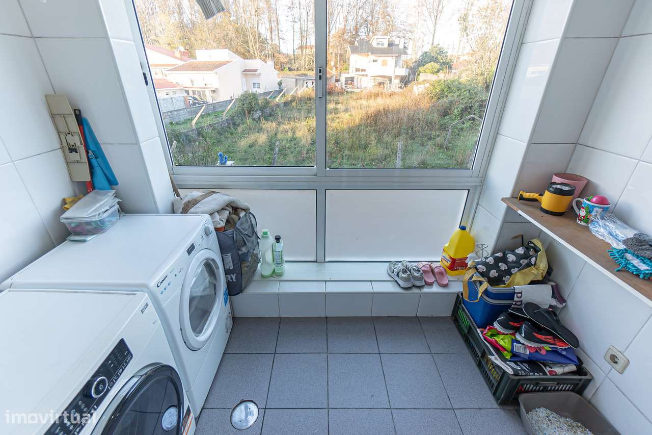 Apartamento T3 em Grijó-12