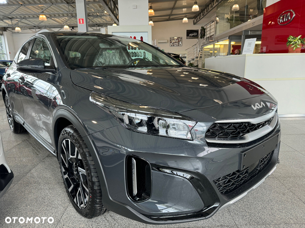 Kia XCeed 1.5 T-GDI M - 3