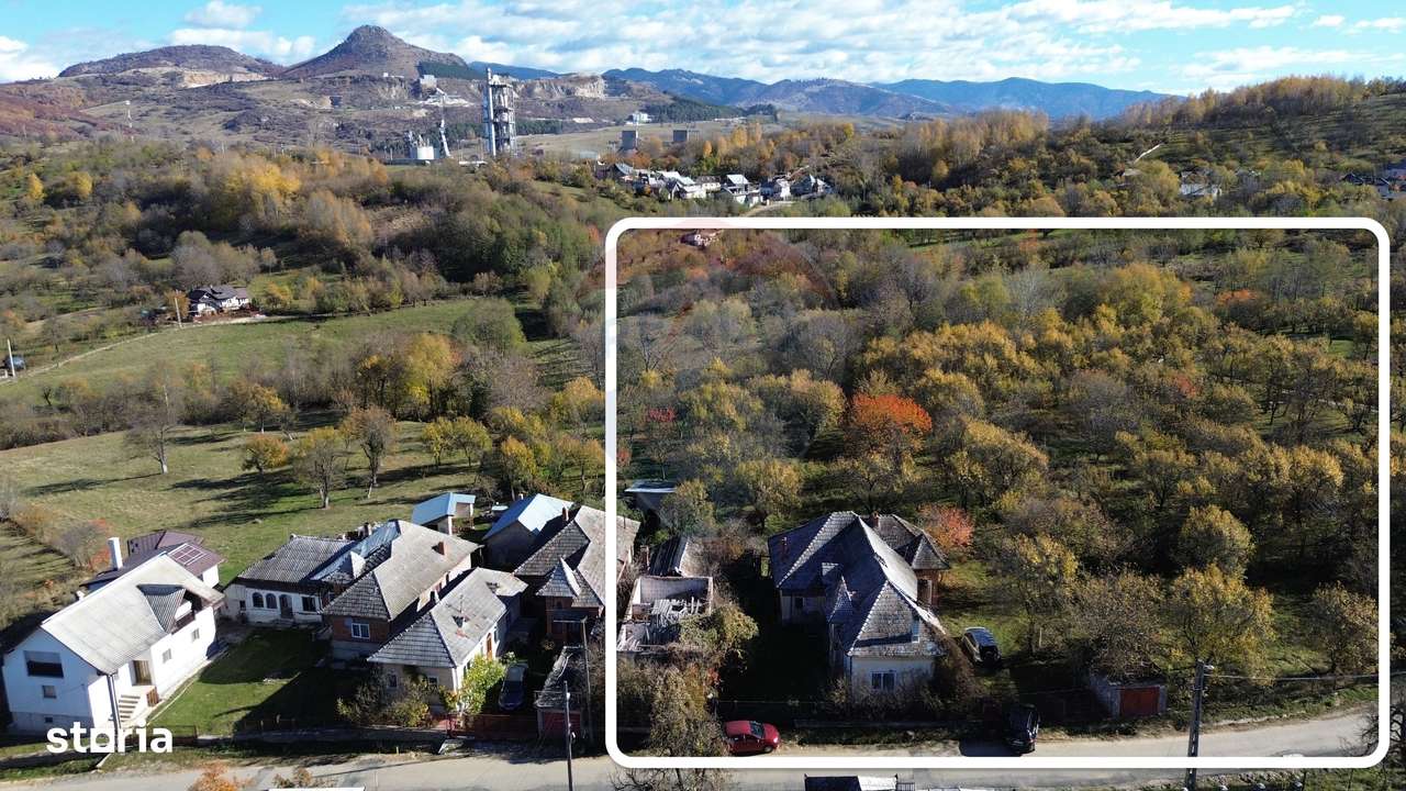 Teren si casa de vânzare la baza muntelui Iezer in Valea Mare Pravat-0