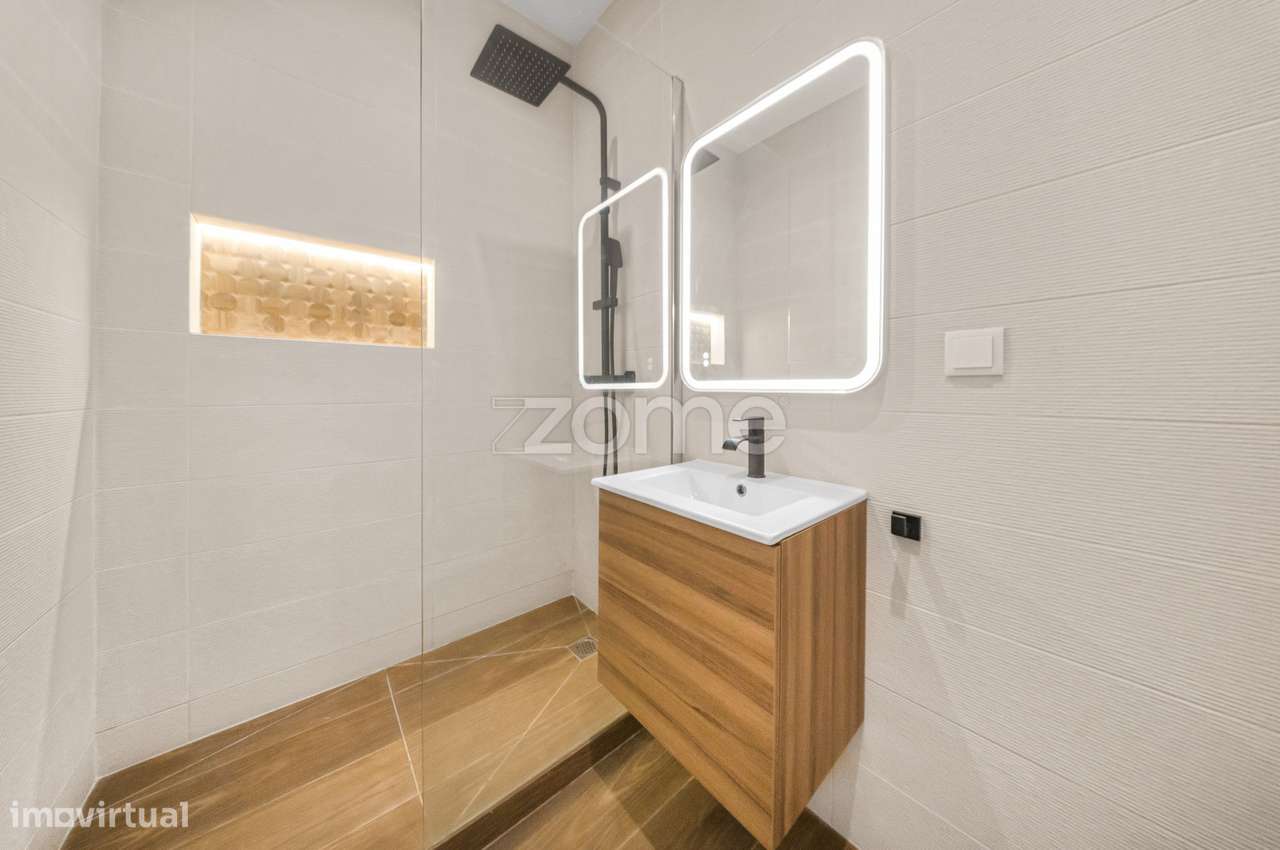 T3 Renovado a 5 Minutos da Praia, São João do Estoril-12