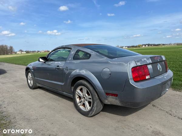 Ford Mustang 4.0 V6 - 3