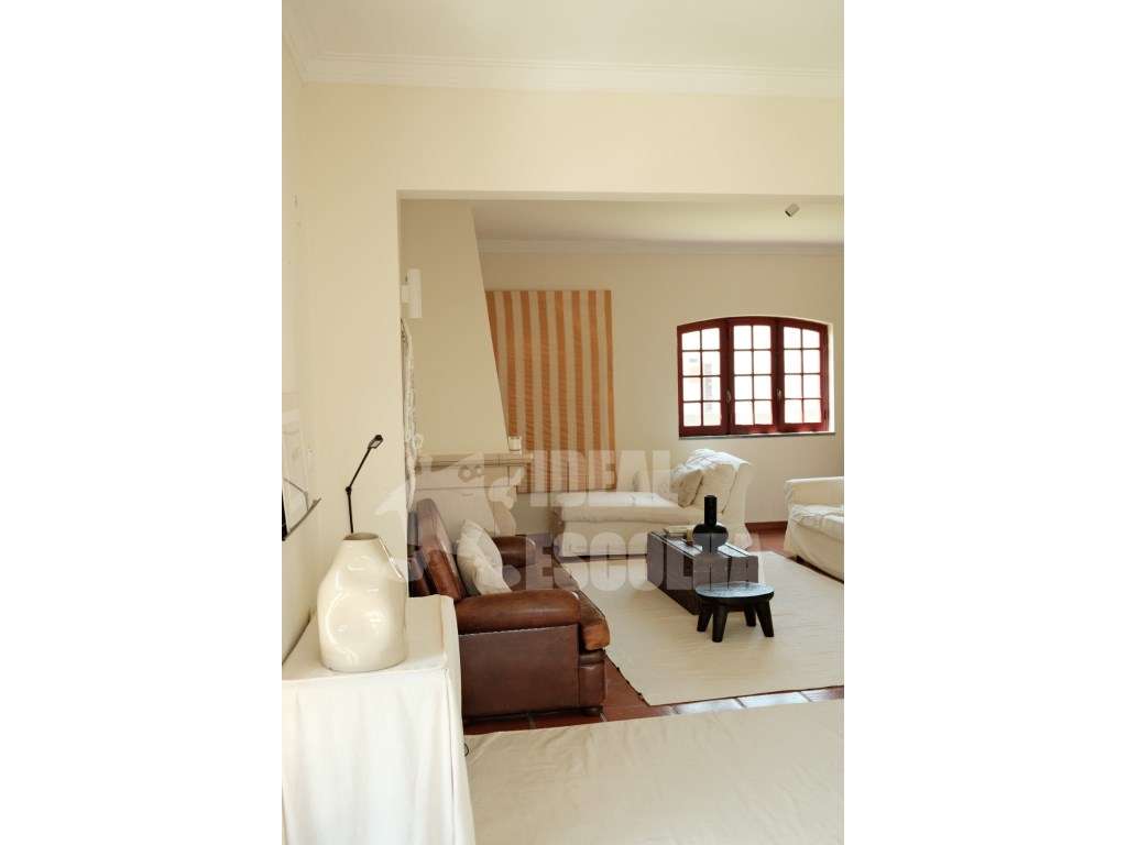 EXCELENTE MORADIA -850.000 €
 MUITO PERTO DAS PRAIAS ...
 BELVERD...-15