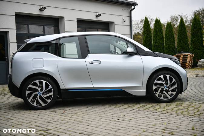 BMW i3 (60 Ah) - 24