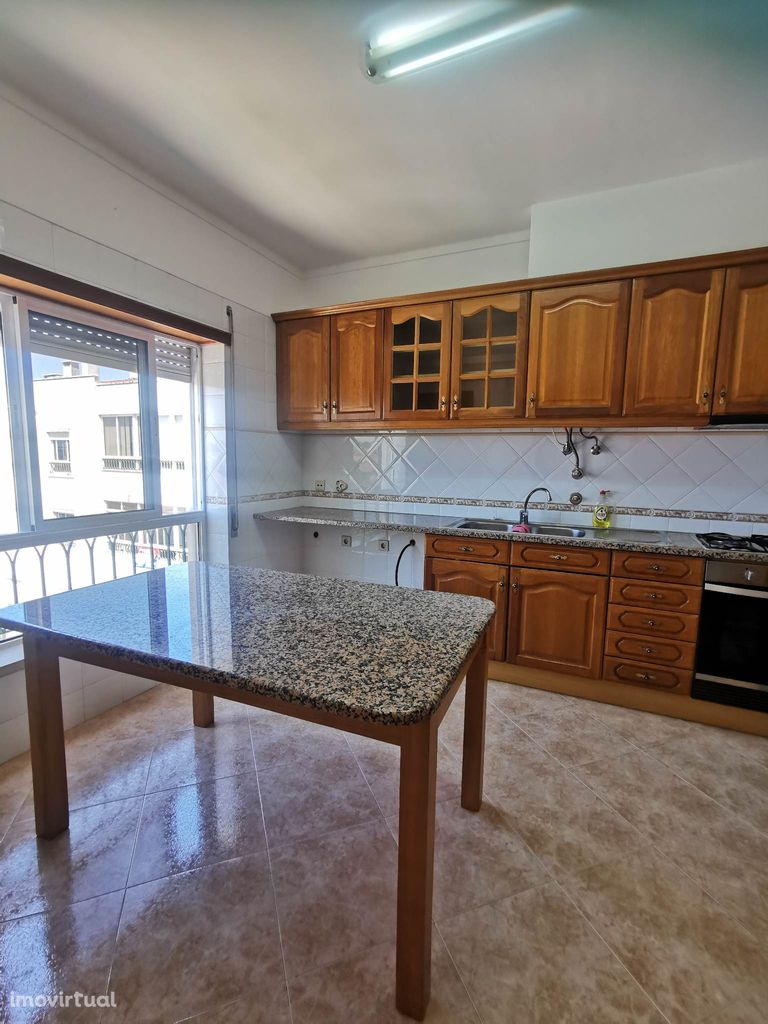 Apartamento T3 no centro de Ferreira do Zêzere - A2943/23