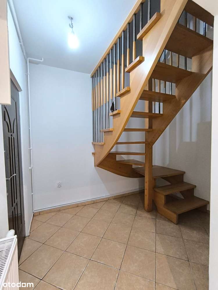 Duże mieszkanie w zabudowie szeregowej z garażem. - Pełny obrazek: 5/10