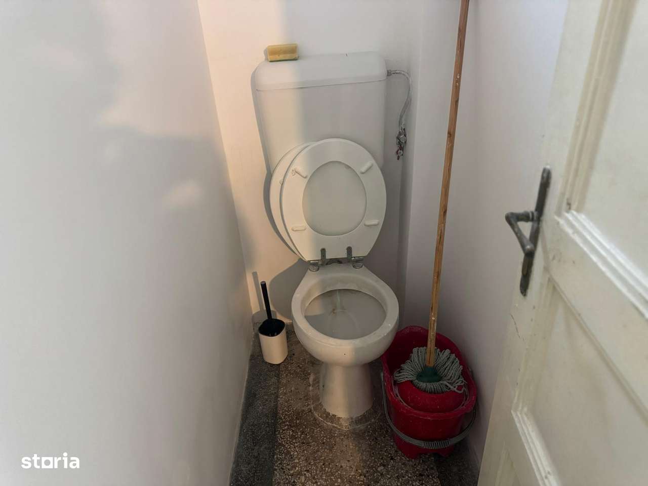 Vanzare apartament patru camere vila D+P+1+pod curte Cotroceni Eroilor-14