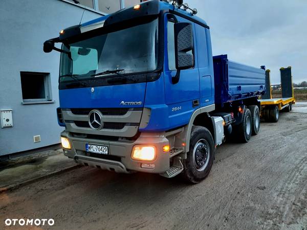 Mercedes-Benz ACTROS - 1