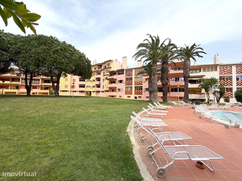 Apartamento T3 com garagem e piscina a venda em Cascais-27