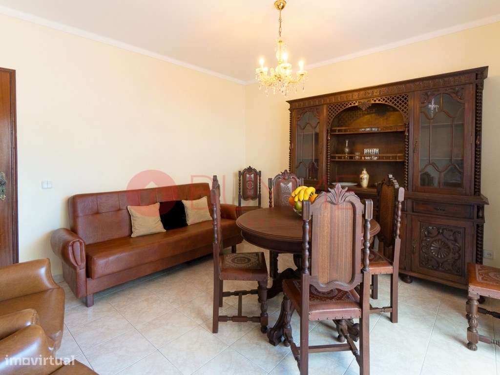 Apartamento T2 no Centro de Quarteira, a 50m da Praia - Grande imagem: 2/21