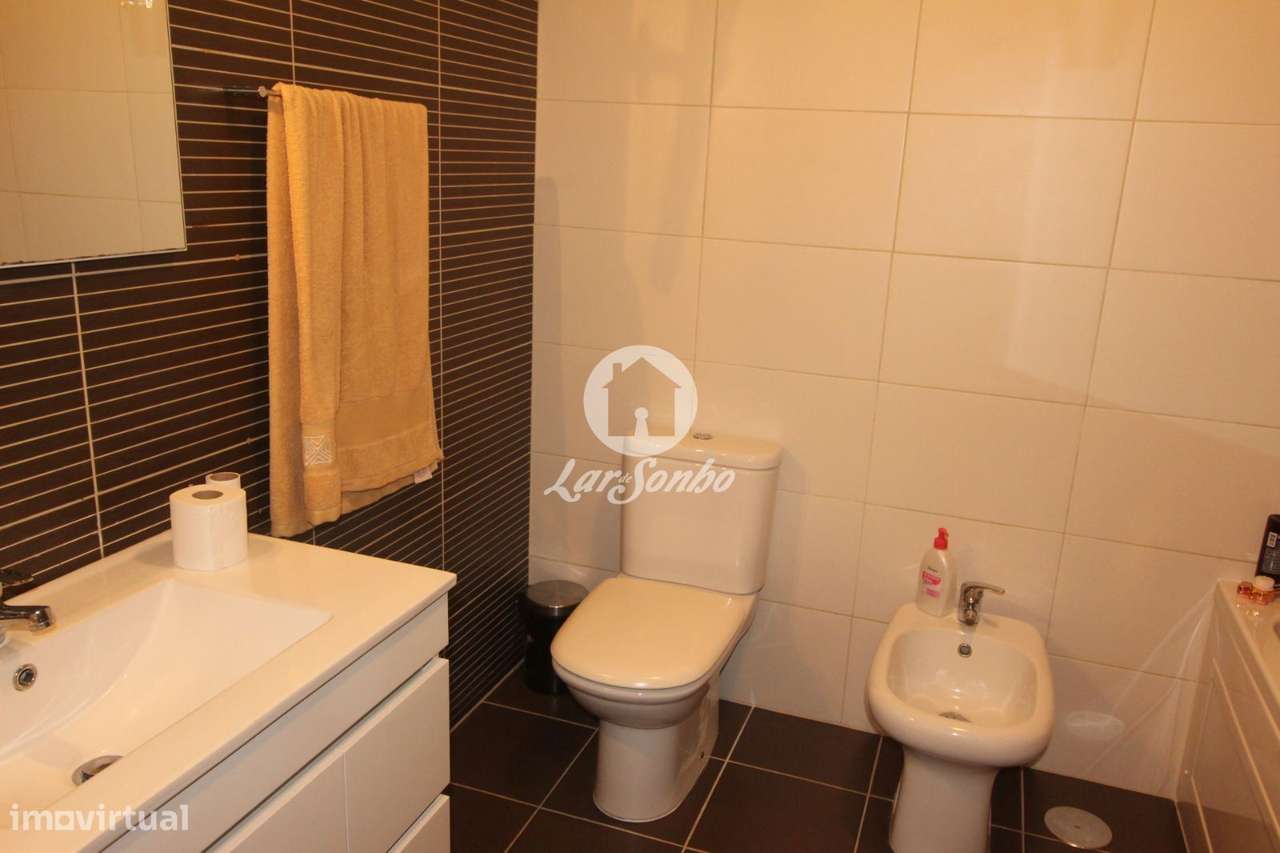 Moradia geminada Fornelos Fafe - Grande imagem: 4/14