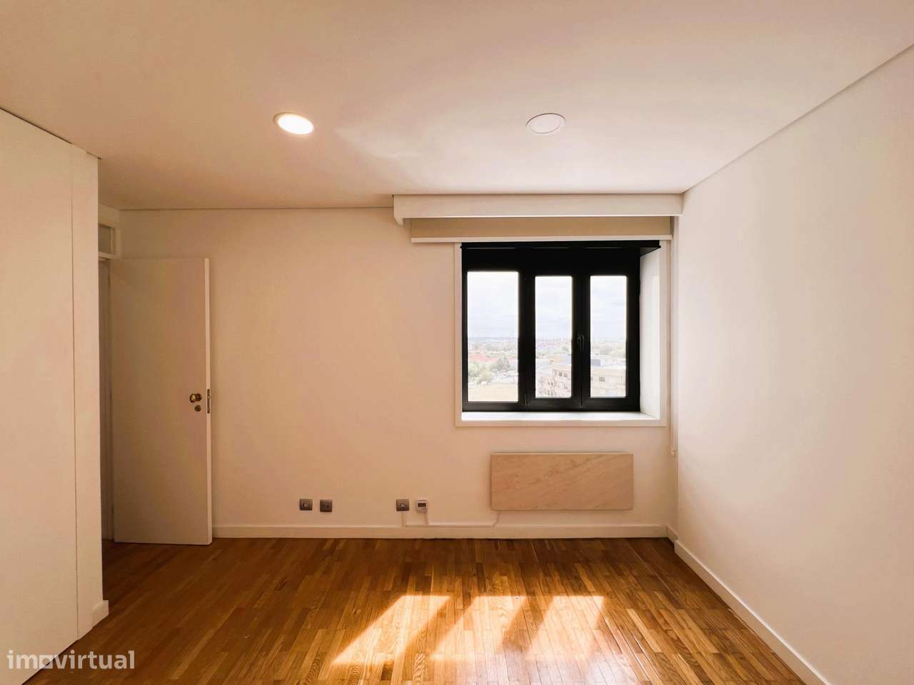 Apartamento T3 (vista panorâmica e garagem fechada 2 carros)-13