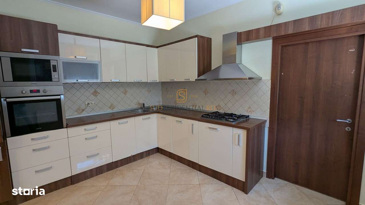 Postalionului, Grand Arena Mall - Vila P+1+M, 1500 mp teren - Imagine principală: 4/20