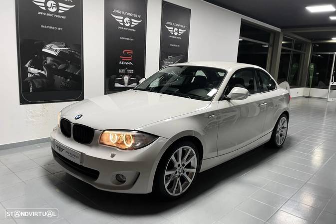 BMW 118 d Coupe Limited Edition Lifestyle c/ M Sport Pack - 5