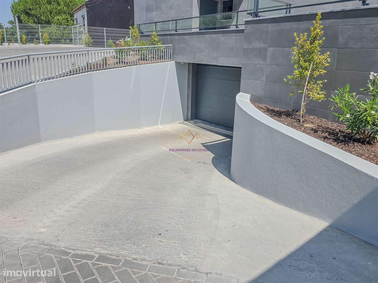 T4 com Piscina em Alverca-32