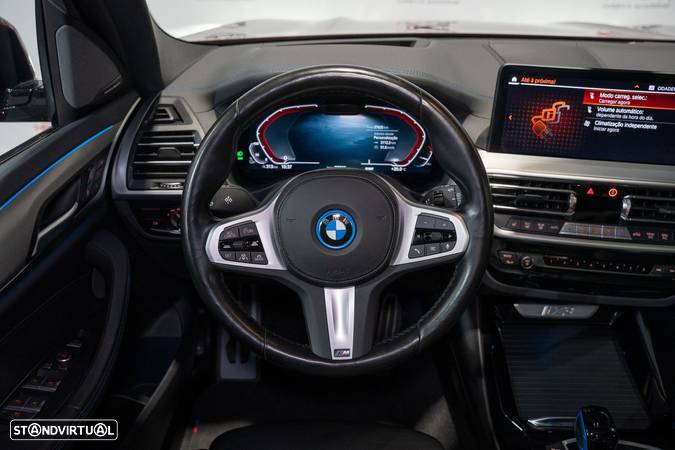 BMW iX3 M Sport Impressive - 36