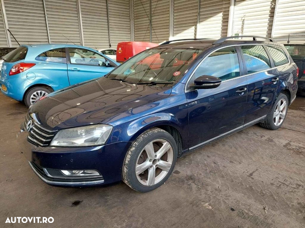 Aripa stanga spate Volkswagen Passat B7 2011 VARIANT 2.0 TDI CFFB - 3