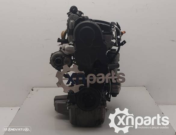 Motor SKODA FABIA I Combi 1.4 TDI Ref. AMF 04.03 - 12.07 Usado - 5