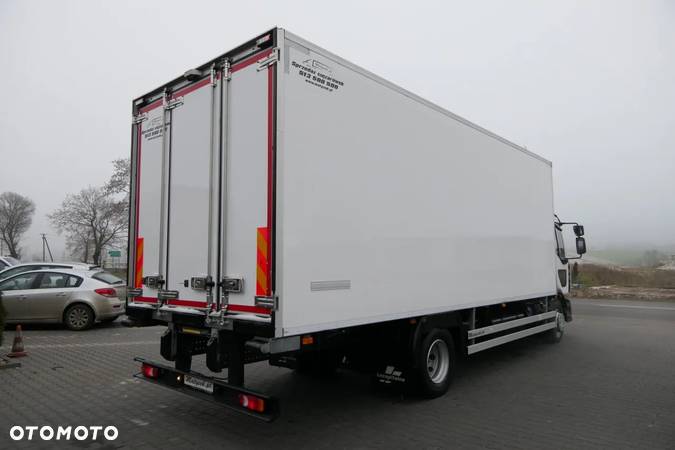 Renault D 16 250 / CHŁODNIA - 6,8 M / MULTITEMPERATURA / CARRIER SUPRA 850 MT / 16 EP / EURO 6 / - 5