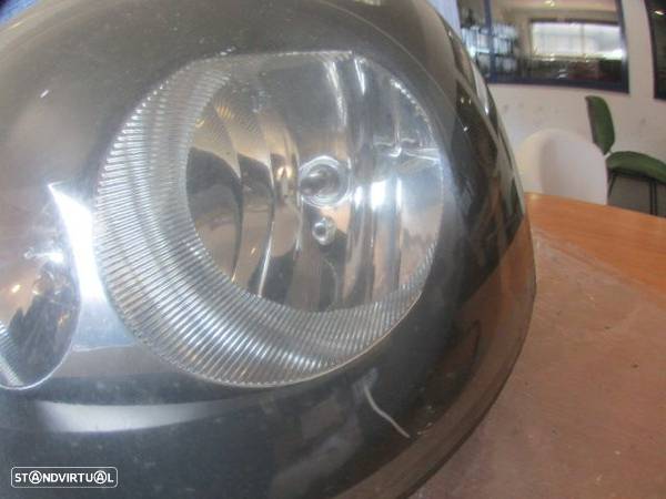 Farol 15601700L RENAULT CLIO 2 2001 1.5 DCI 65CV 5P CINZA ESQ H7 + H1 HELLA - 2