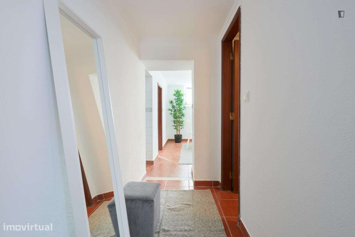 Apartamento com 1 quartos - localizado em Ajuda Lisbon - Grande imagem: 3/8