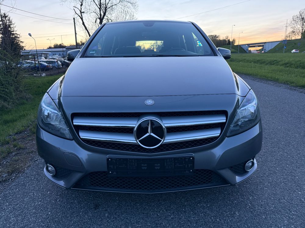 Mercedes-Benz B W246 180 BlueEFFICIENCY Edition 2012