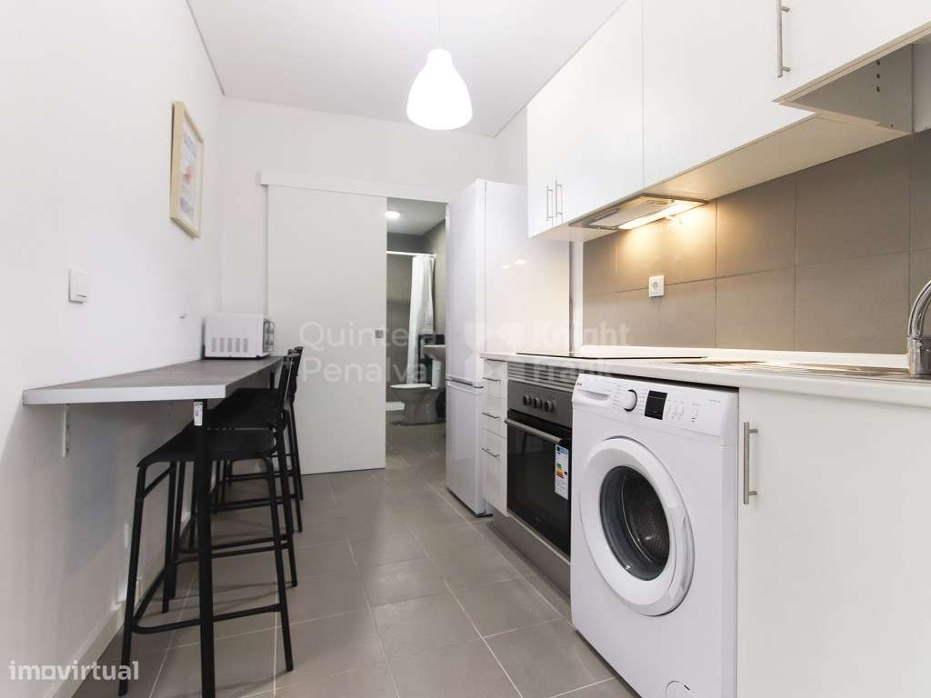 Prédio renovado com 4 frações no Areeiro, Lisboa - Grande imagem: 4/23