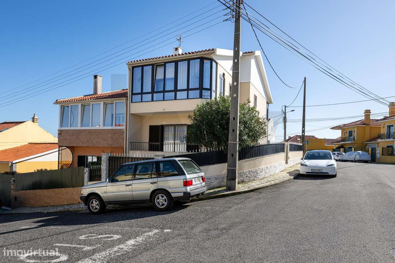 Moradia T4 com 283m2 e cave ampla – São Domingos de Rana (Zambujal) - Grande imagem: 4/45