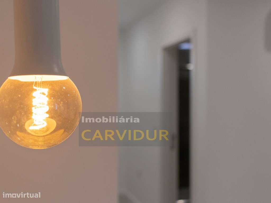 Apartamento T3 remodelação contemporânea com Quintal-24